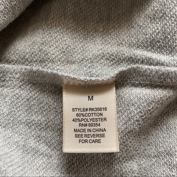 Ultra Flirt LongSleeve Sweatshirt Pearl Top Medium - Picture 6 of 9